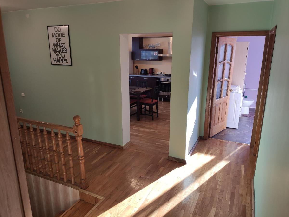 Spacious & Cozy Apartment With Forest View Zapyskis Dış mekan fotoğraf